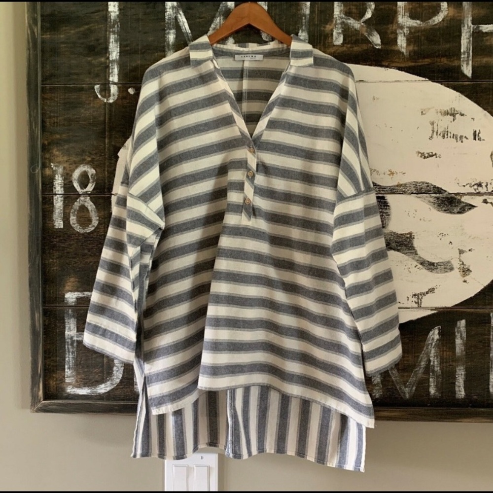 Plus Size Navy & White Tunic Blouse Top - NWT - Picture 2 of 3